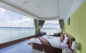 High Sky Hotel